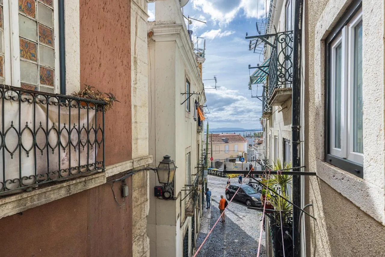 Alfama'S Heart Apartment By Lovelystay Lisbon