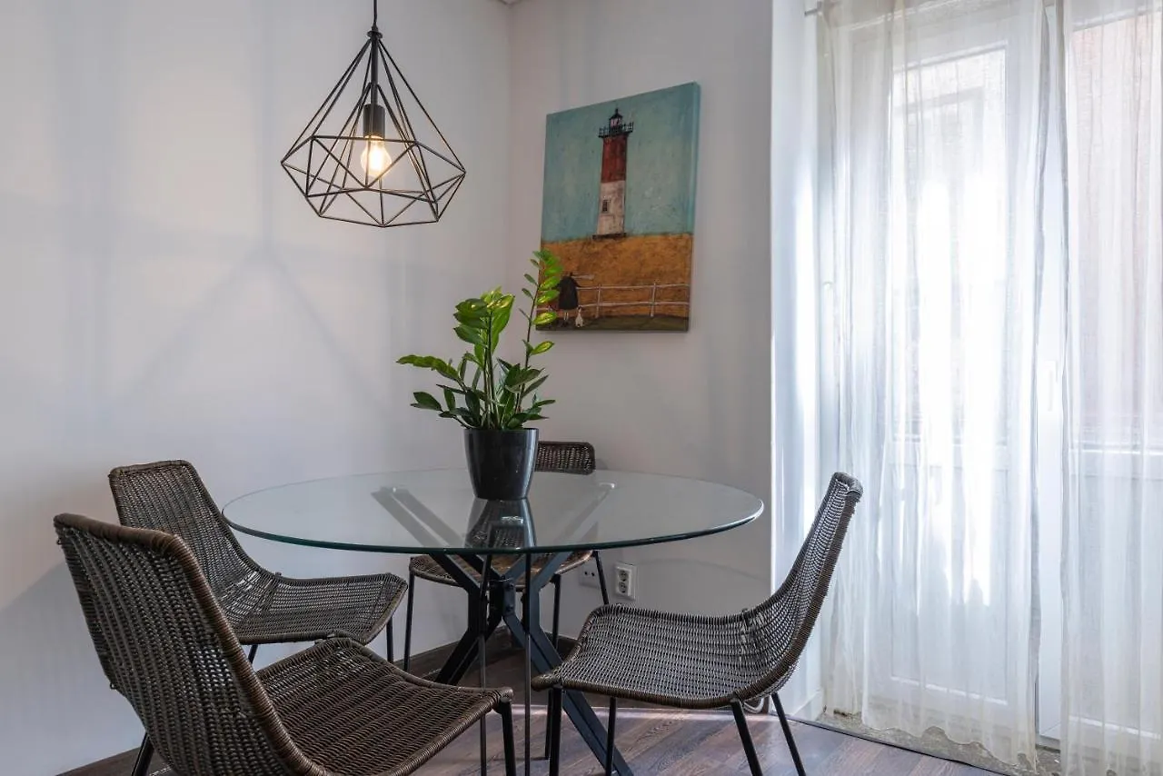 Alfama'S Heart Apartment By Lovelystay Lisbon
